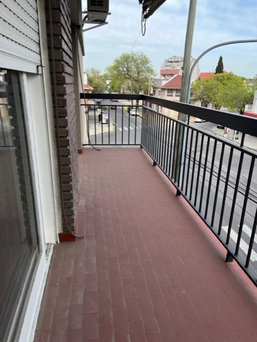 4 AMB CON COCHERA, COCINA IND, DOS AMPLIOS BALCONES , ESQUINA TONELERO — foto 14