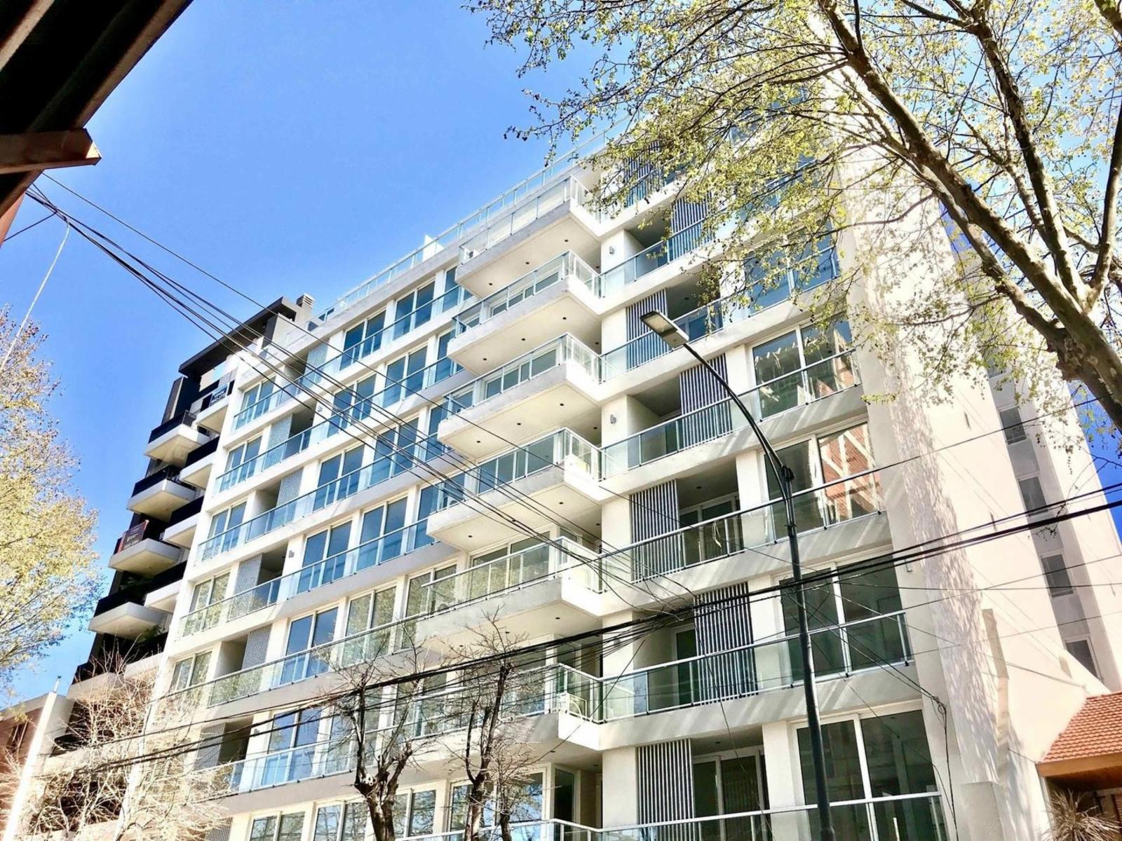 4 AMB , 3 BAÑOS , VESTIDOR, COCINA IND, GRAN BALCON , PISCINA , SUM - 33