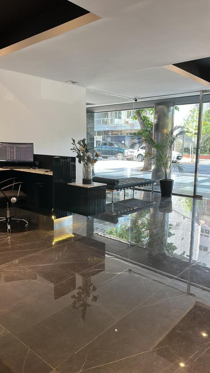 4 AMB , 3 BAÑOS , VESTIDOR, COCINA IND, GRAN BALCON , PISCINA , SUM - 37