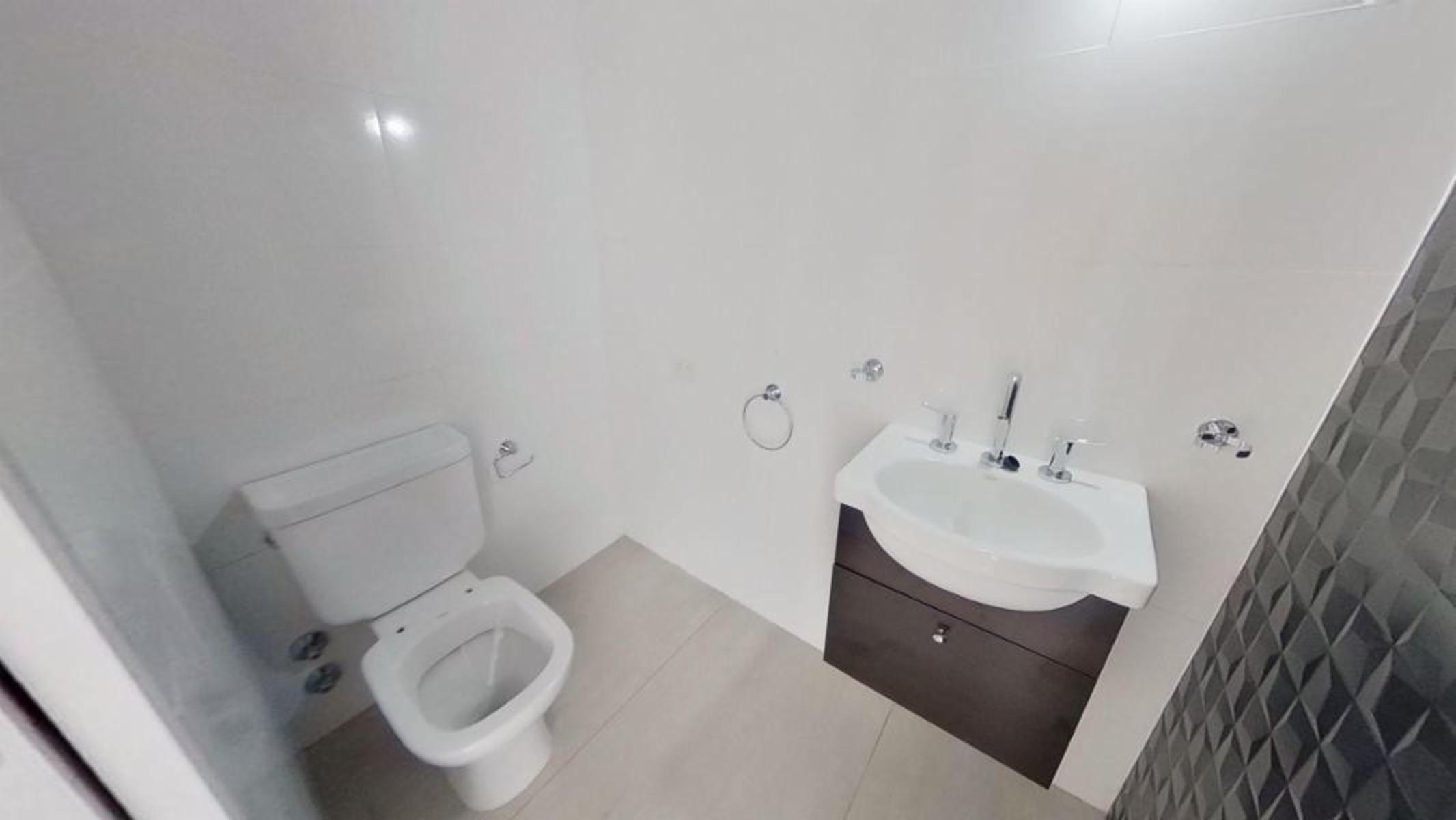 3 AMB CON COCHERA , EXCELENTE ESTADO EL EDIFICIO CUENTA CONSEGURIDAD,SUM, PISCINA, PARRILLAS EXCELENTE UBICACIÓN - 14