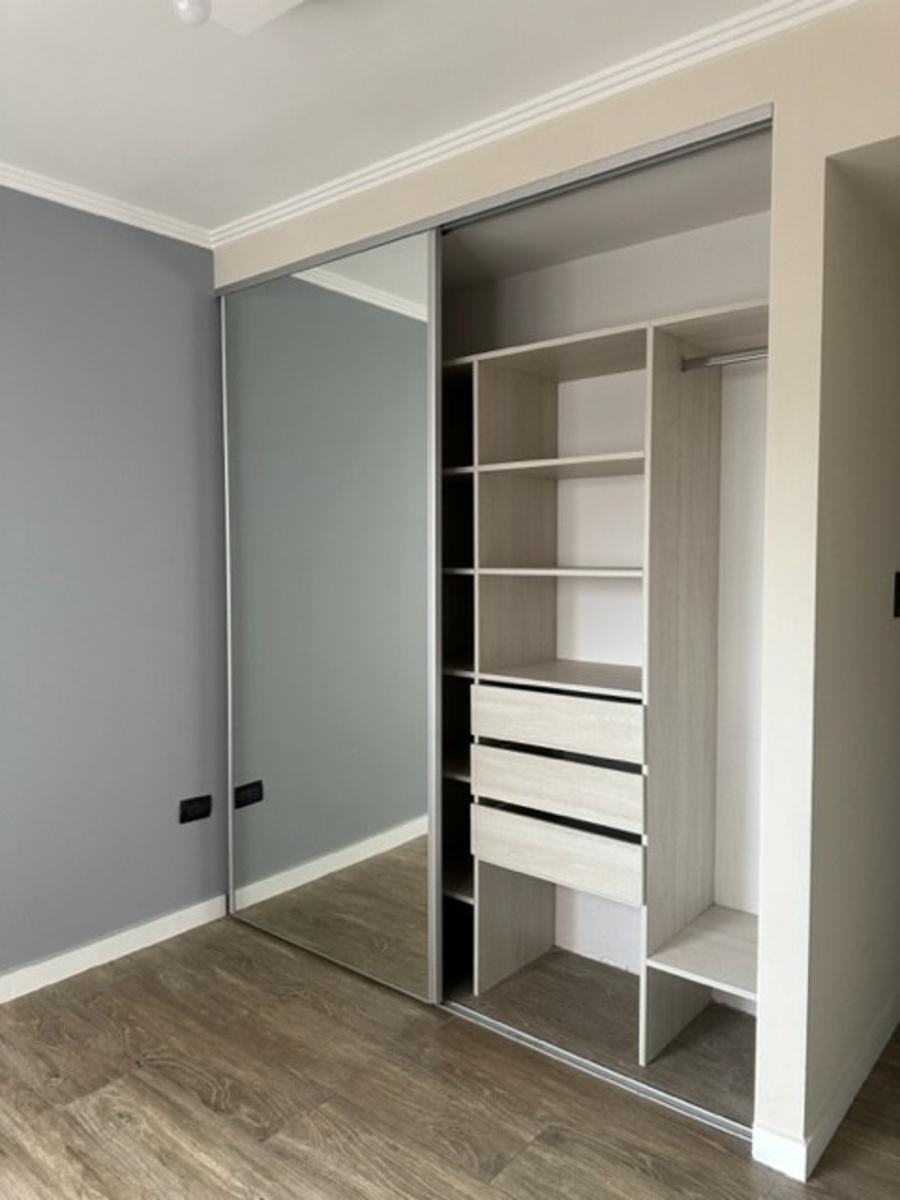 4 AMBIENTES CON 2 COCHERAS, COCINA IND, 2 BAÑOS COMPLETOS , PARRILLA — foto 8