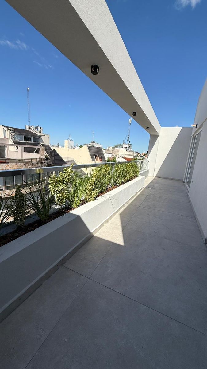 SEMIPISOS DE CATEGORÍA, 4 AMB, 7 UNIDADES DE 4 AMB Y 1 DE 3 AMB, COCHERAS, DOBLE BALCÓN, PARRILLAS — foto 13