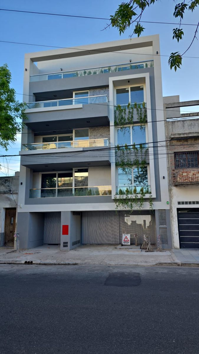 SEMIPISOS DE CATEGORÍA, 4 AMB, 7 UNIDADES DE 4 AMB Y 1 DE 3 AMB, COCHERAS, DOBLE BALCÓN, PARRILLAS — foto 14