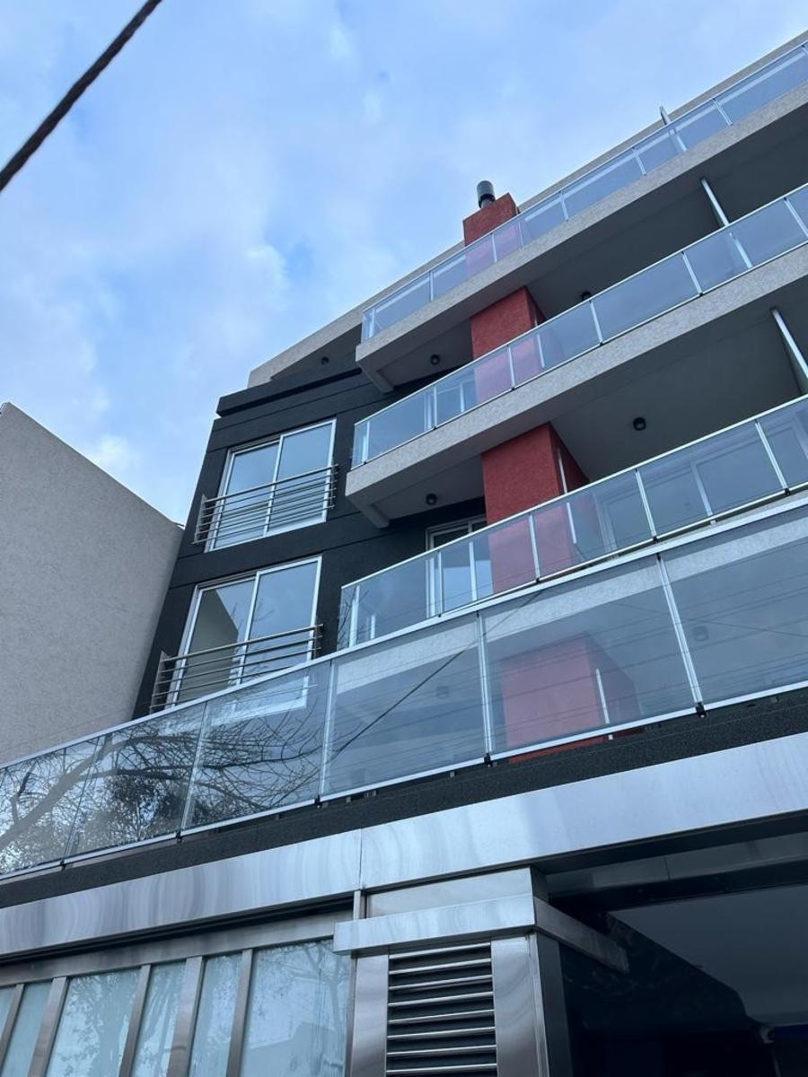 3 AMB AL FRENTE DE CATEGORIA 71 M2 , CALIDAD Y DISEÑO EN DOBLE FRENTE , COCHERAS DISPONIBLES — foto 3