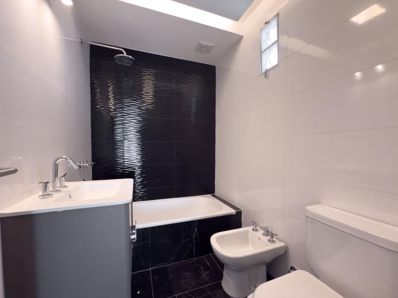 3 AMBIENTES , EDIFICIO CON SALON USOS MULTIPLES , PISCINA , PARRILLA — foto 7