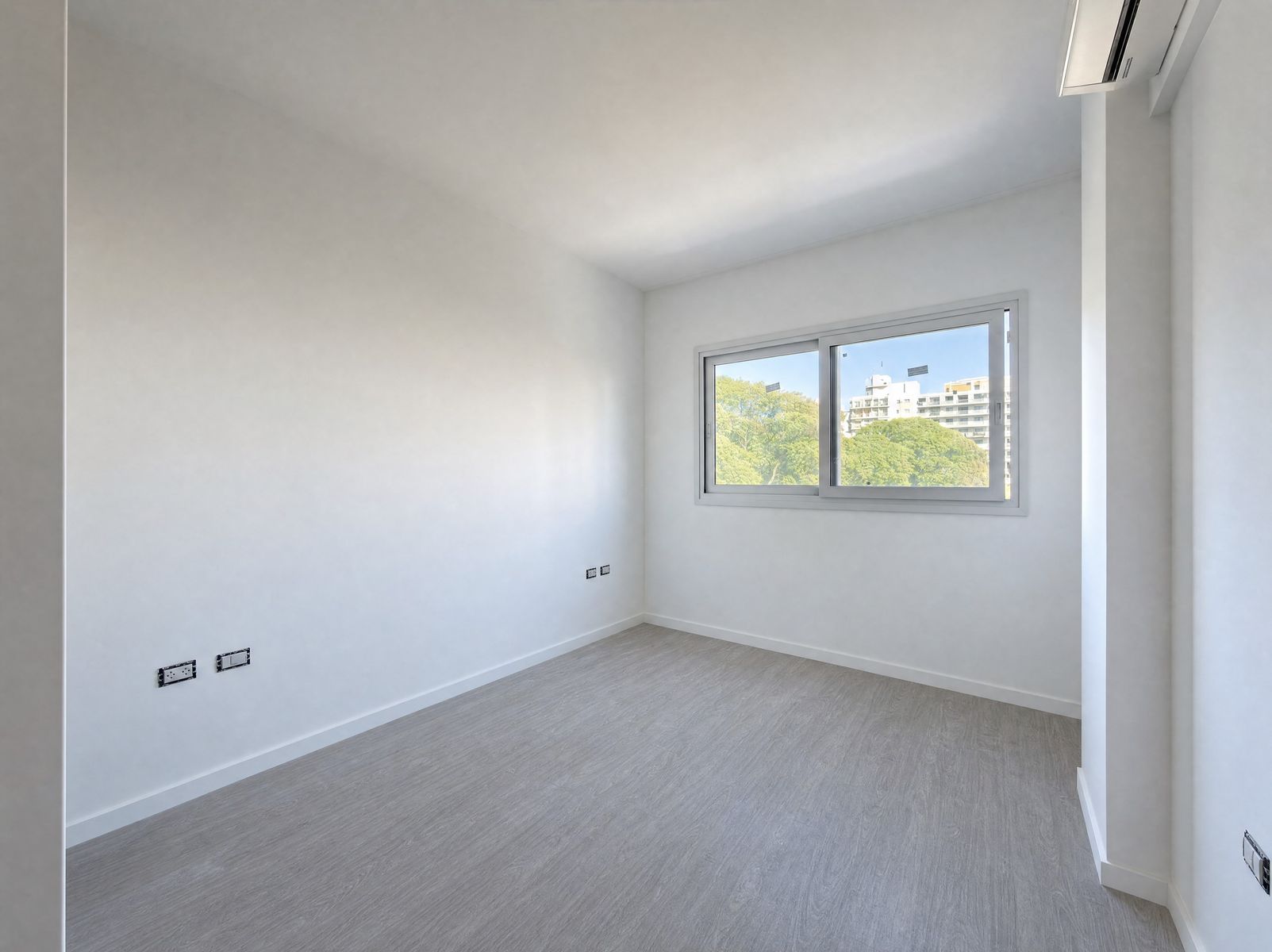 3 AMBIENTES CON BALCON A LA PLAZA LOS ANDES , DOS BAÑOS COMPLETOS , DOSHABITACIONES , COCINA , LAVADERO — foto 11