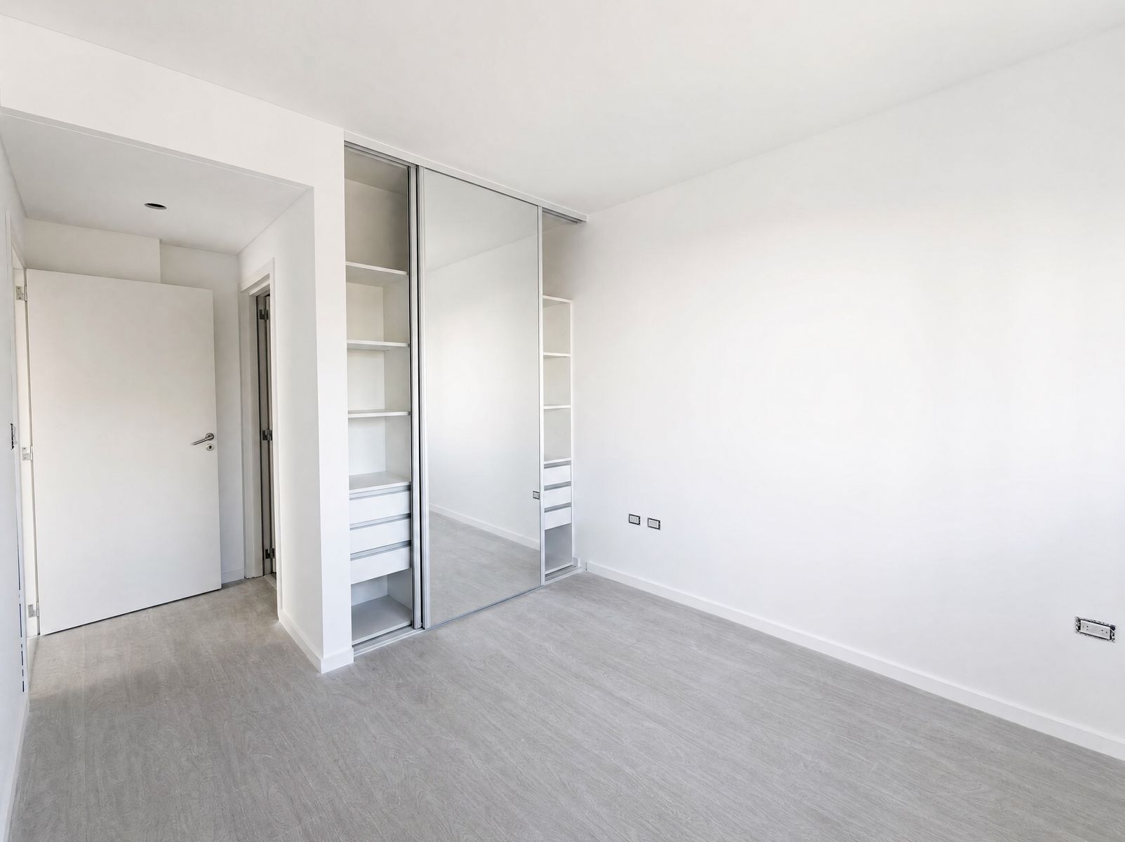 3 AMBIENTES CON BALCON A LA PLAZA LOS ANDES , DOS BAÑOS COMPLETOS , DOSHABITACIONES , COCINA , LAVADERO — foto 14