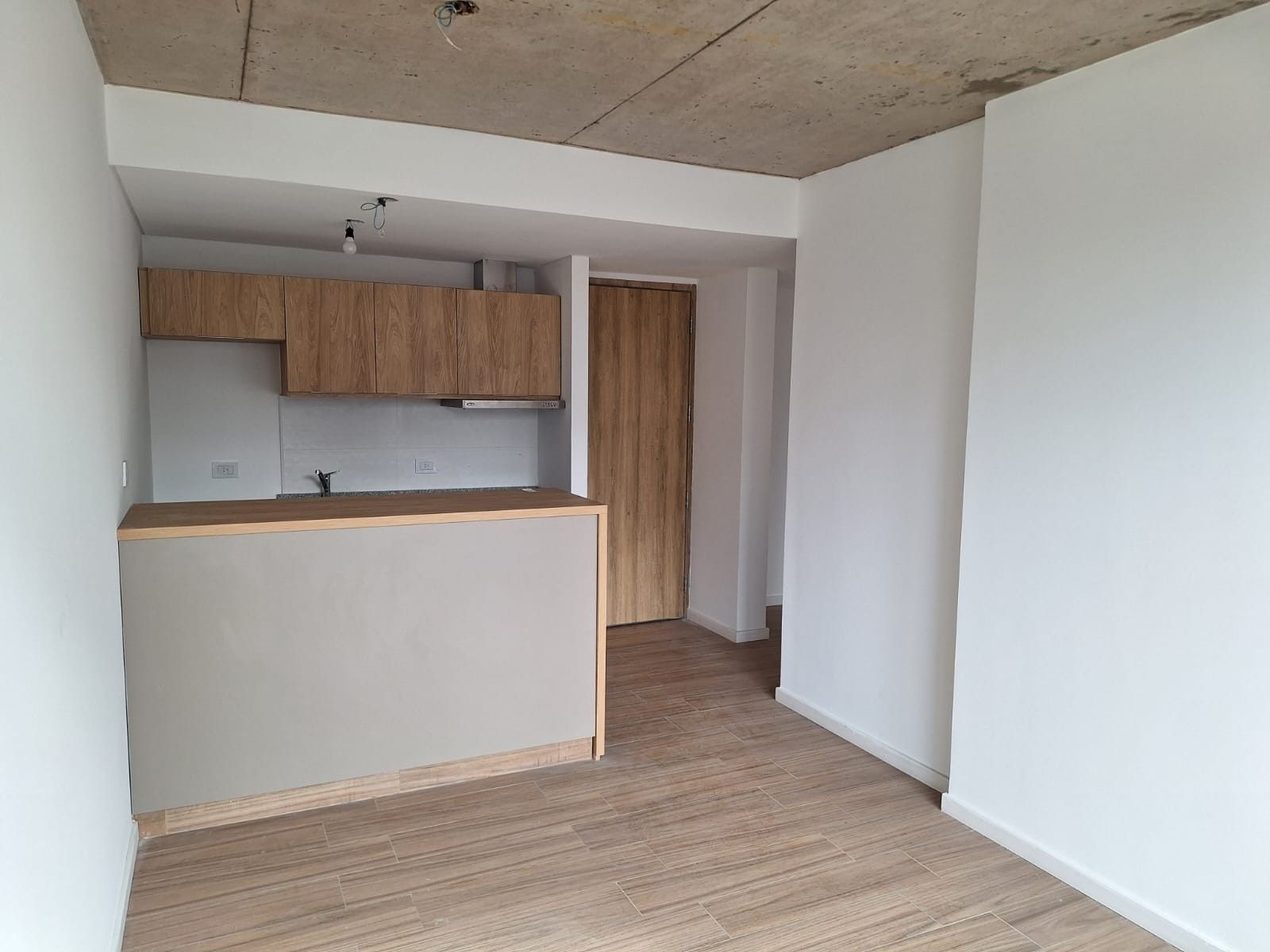 2 AMBIENTES CON DOS BAÑOS , EN EDIFICIO CON PISCINA , SUM,GIMNASIO,PARRILLA , SAUNA , COCHERAS DISPONIBLES — foto 7