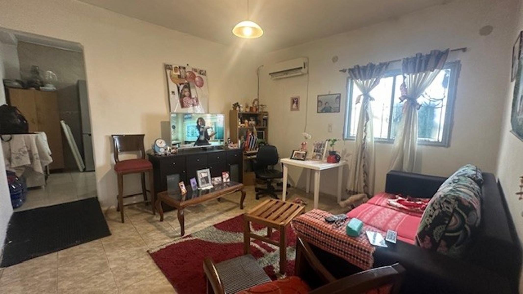 CASA /LOTE SOBRE AV EMILIO CASTRO , GALPON/DEPOSITO EN PLANTA BAJA y PH 3 AMB EN PLANTA ALTA CON TERRAZA — foto 3