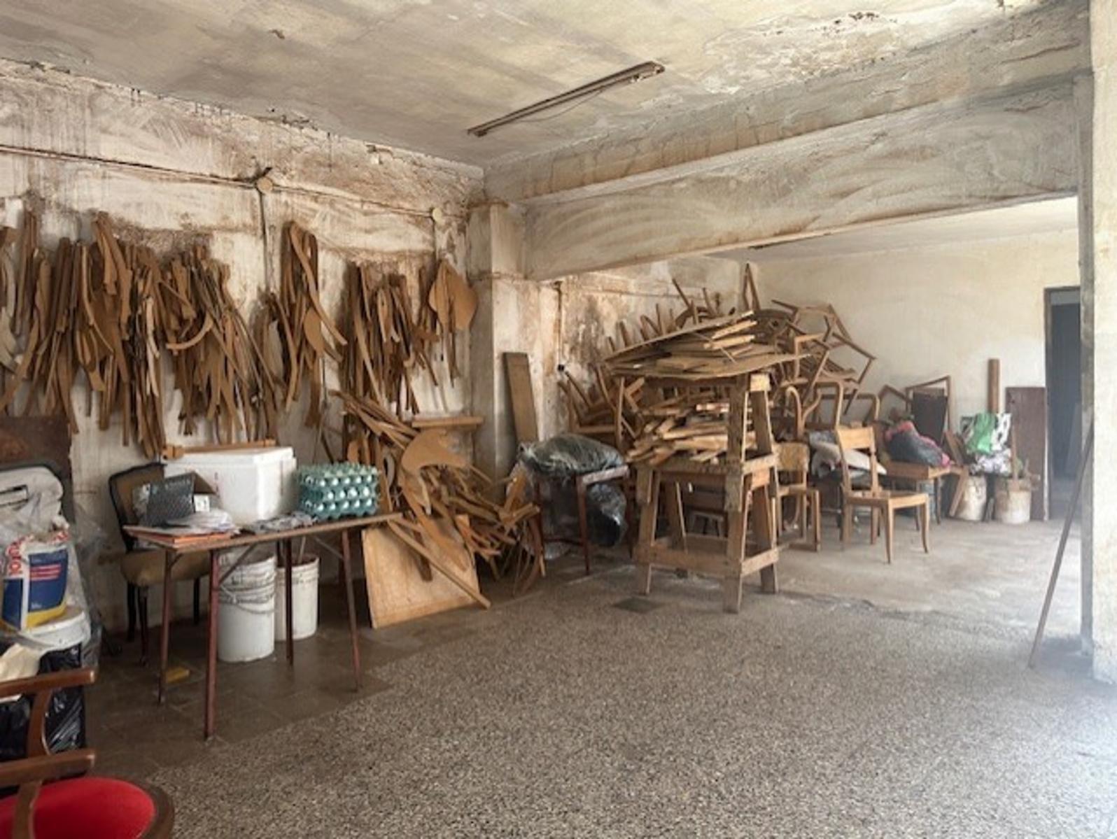 CASA /LOTE SOBRE AV EMILIO CASTRO , GALPON/DEPOSITO EN PLANTA BAJA y PH 3 AMB EN PLANTA ALTA CON TERRAZA — foto 8