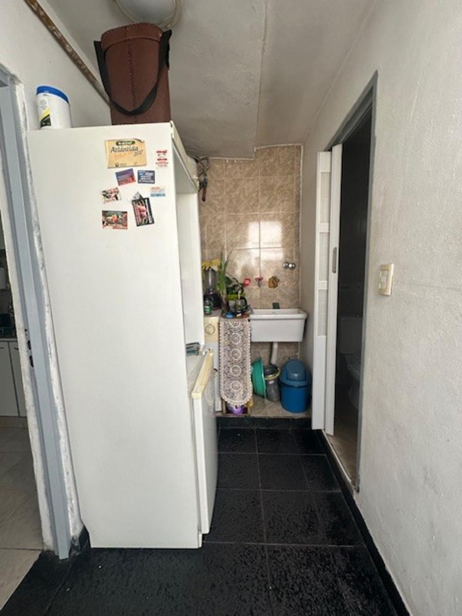 CASA /LOTE SOBRE AV EMILIO CASTRO , GALPON/DEPOSITO EN PLANTA BAJA y PH 3 AMB EN PLANTA ALTA CON TERRAZA — foto 10