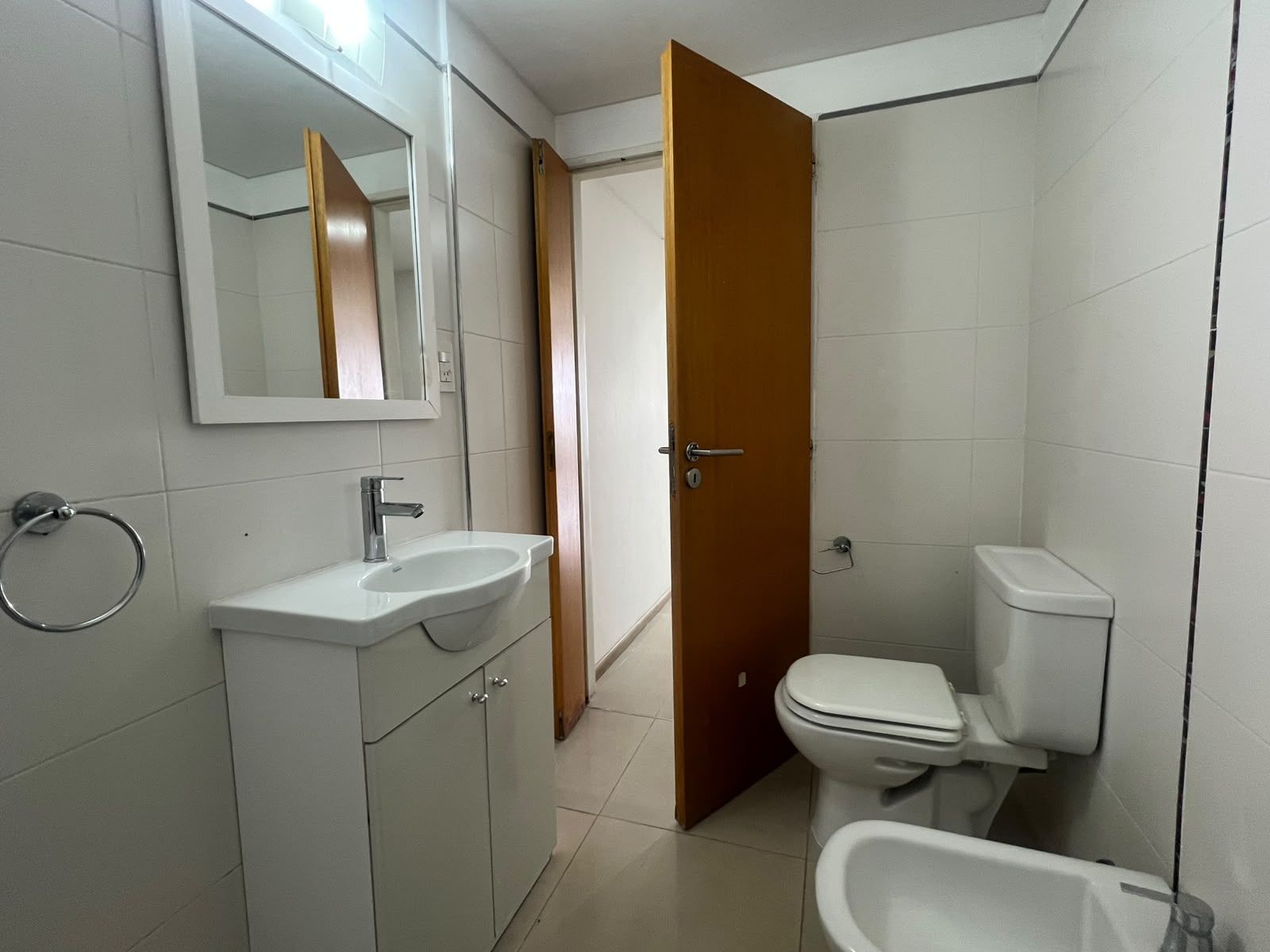 MONOAMBIENTE AL FRENTE, GRAN BALCON, BAÑO CON BAÑERA, COCINA COMPLETA A GAS — foto 5