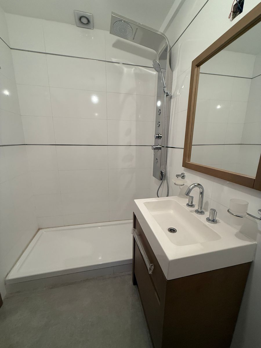 4 ambientes , 3 hab ,3 baños , cocina y lav ind, piscina ,cocheraybaulera OPC — foto 12