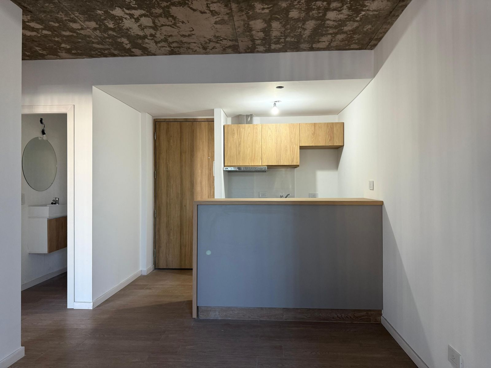 Departamento 2 ambientes Con Balcon, disponibles al frente y al contra frente