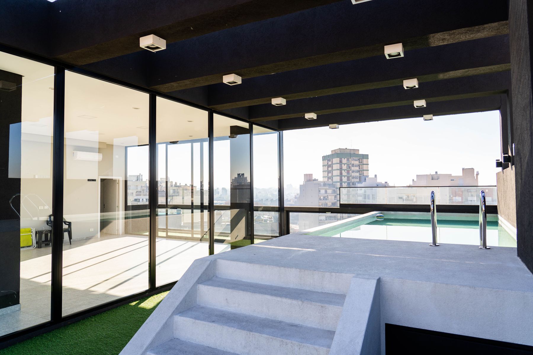 MONOAMBIENTES 38 M2 , PISCINA , SAUNA , SUM , PARRILLA Y GIMNASIO