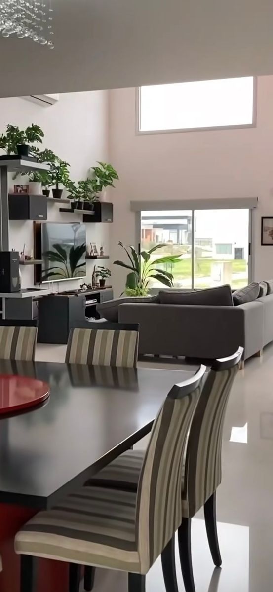 CASA 4 AMBIENTES , PISCINA , JARDIN — foto 7