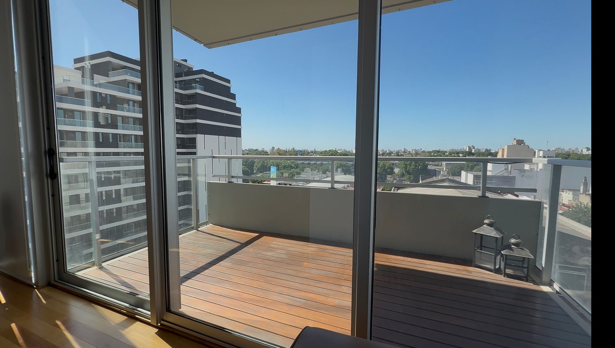4 AMBIENTES , 2 COCHERAS , 145 M2, BOULEVARD VILLA LURO , PISCINA , SUM, PARRILLA, GIMNASIO, SAUNA , LAUNDRY