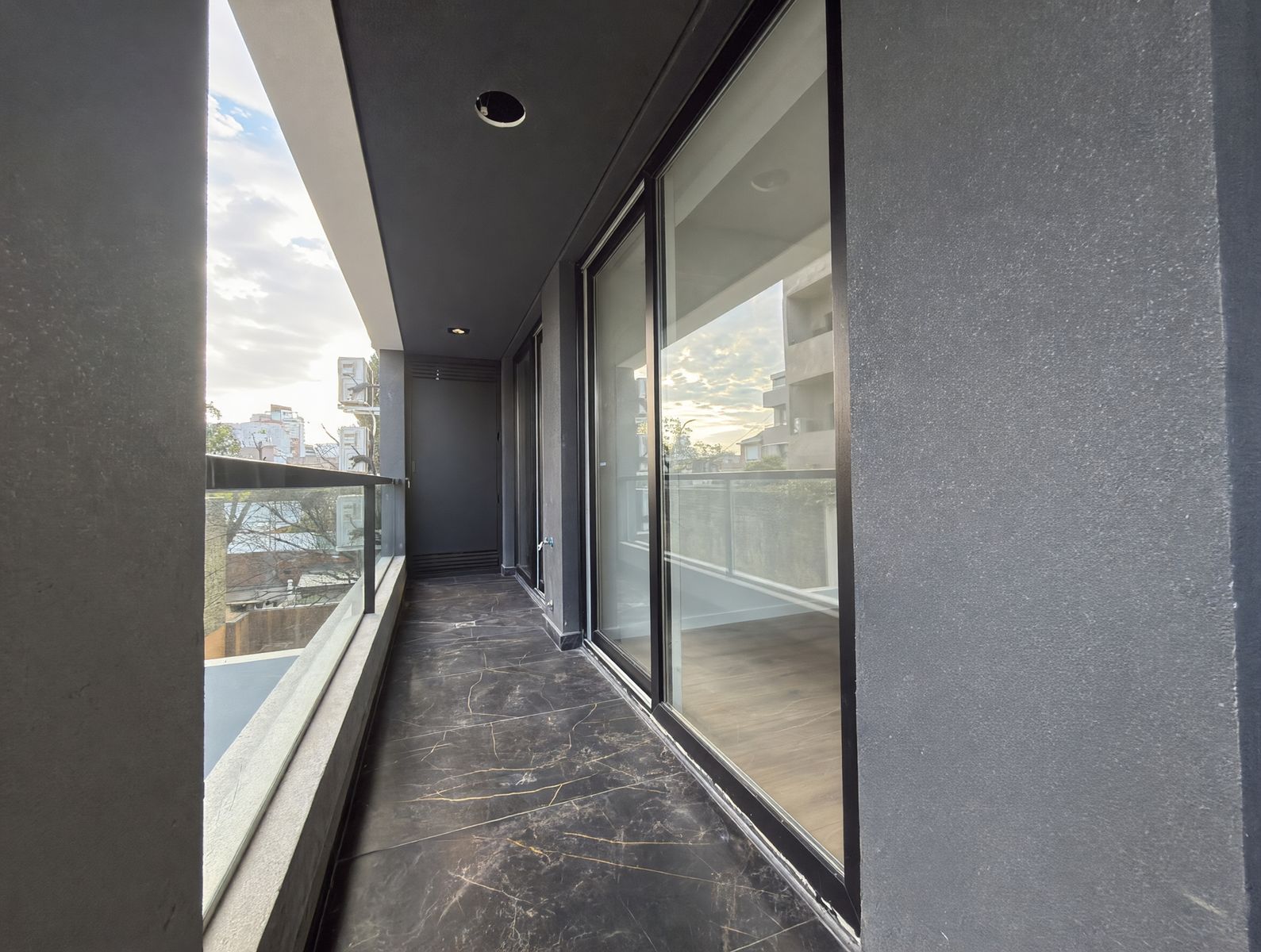 3 AMBIENTES FRENTE Y CONTRAFRENTE CON AMPLIOS BALCONES Y OPCION A TERRAZA — foto 15