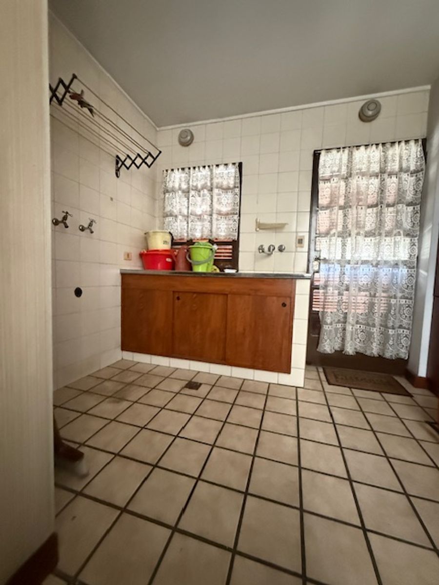CASA DE 276 M2 , EXCELENTE UBICACION — foto 7