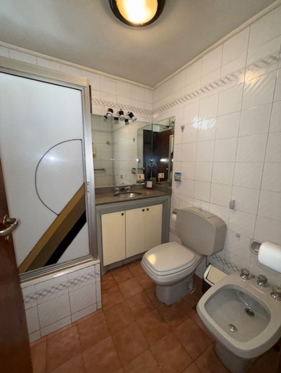 CASA DE 276 M2 , EXCELENTE UBICACION — foto 14