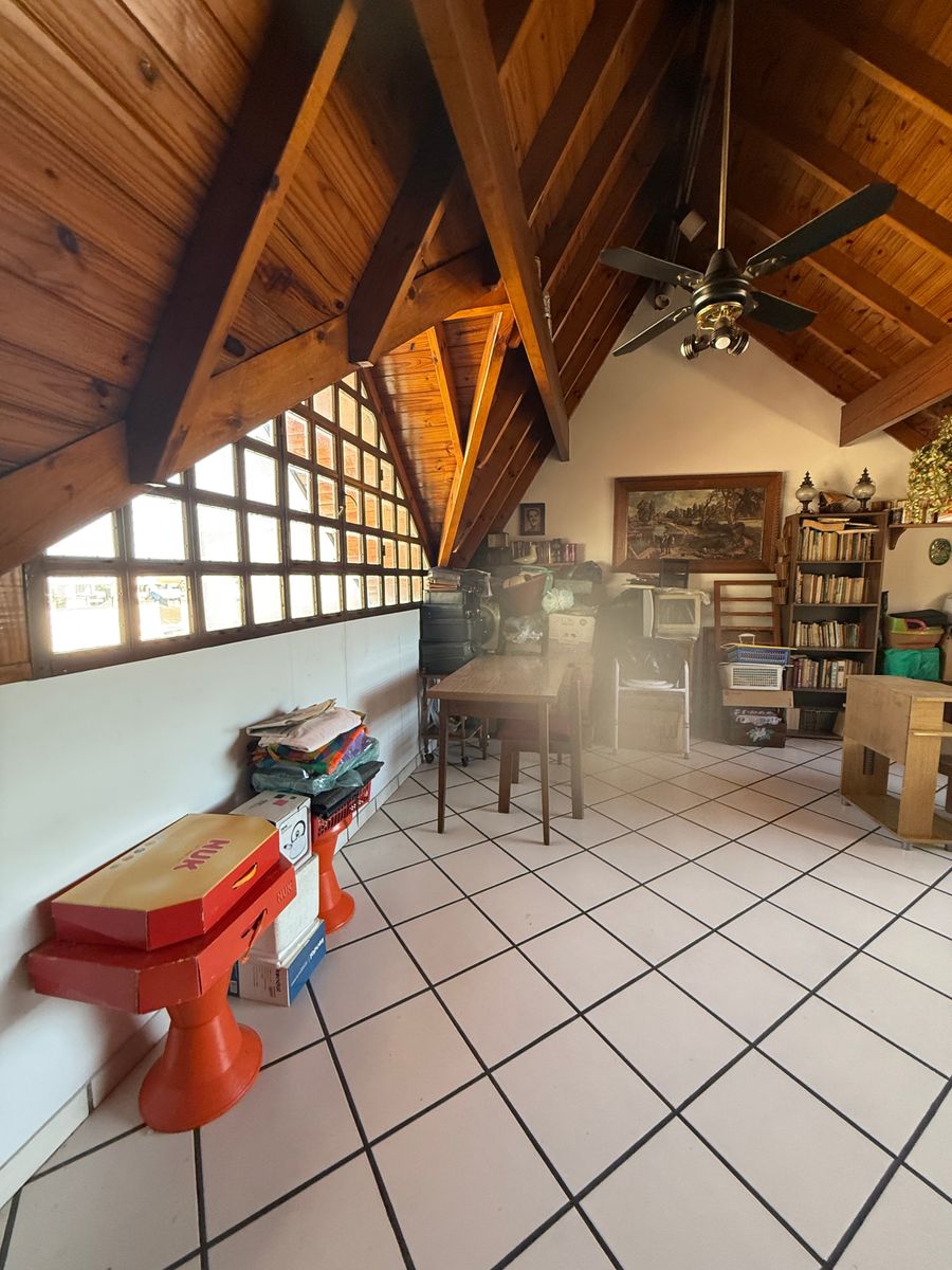 venta casa villa luro,276 m2, muy buen estado — foto 7