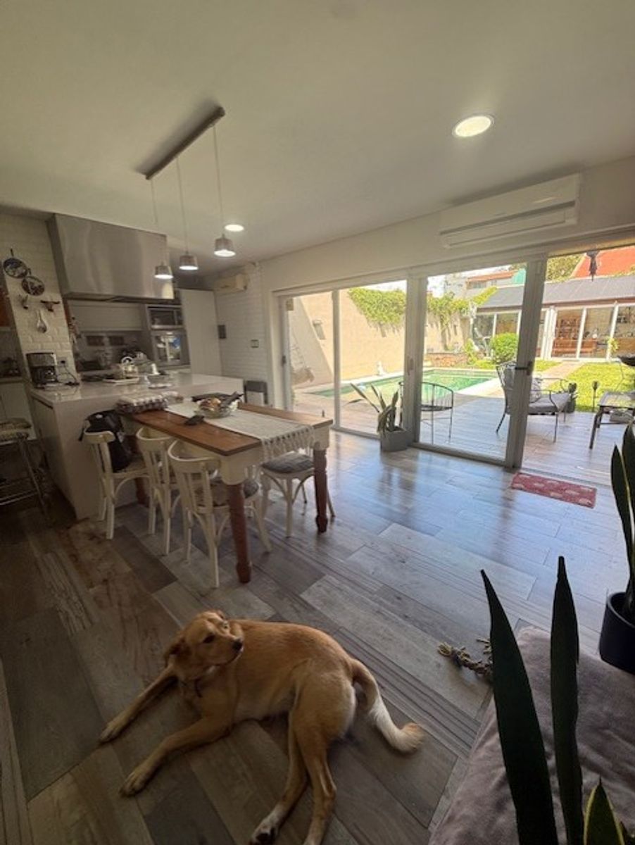 CASA CON JARDIN , PISCINA, QUINCHO , 5 AMBIENTES — foto 4