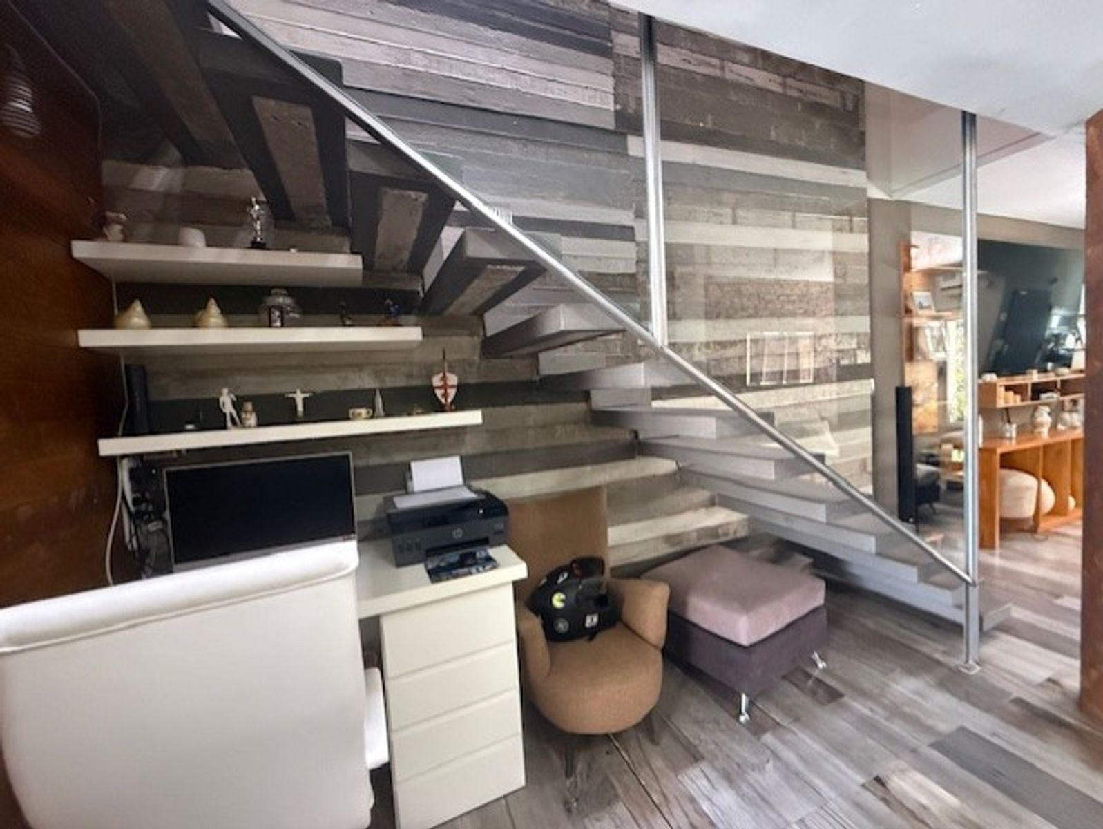 CASA CON JARDIN , PISCINA, QUINCHO , 5 AMBIENTES — foto 8