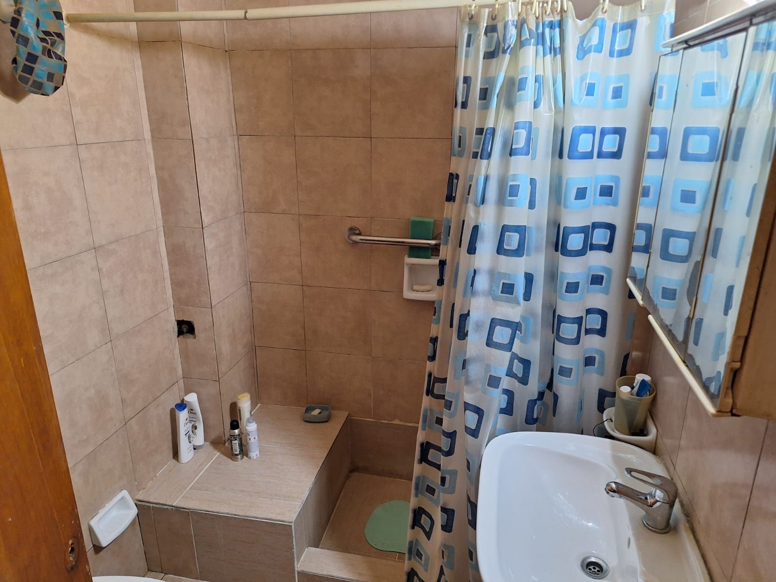 CASA 3 AMB CON QUINCHO Y TERRAZA — foto 4