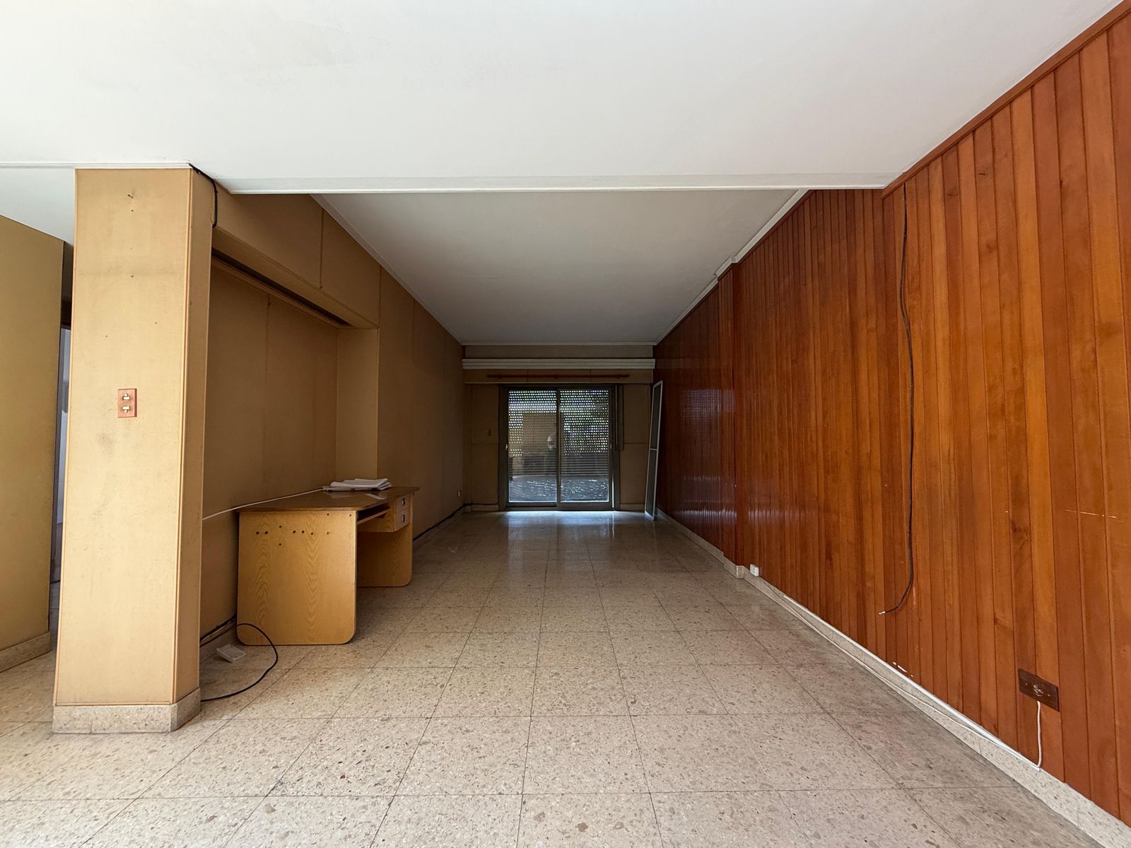 Venta de departamento a refaccionar en Liniers — foto 6