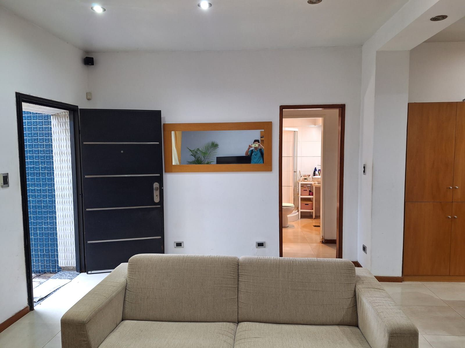 CASA 4 AMB, JARDIN AL FRENTE, COCHERA Y TERRAZA — foto 5