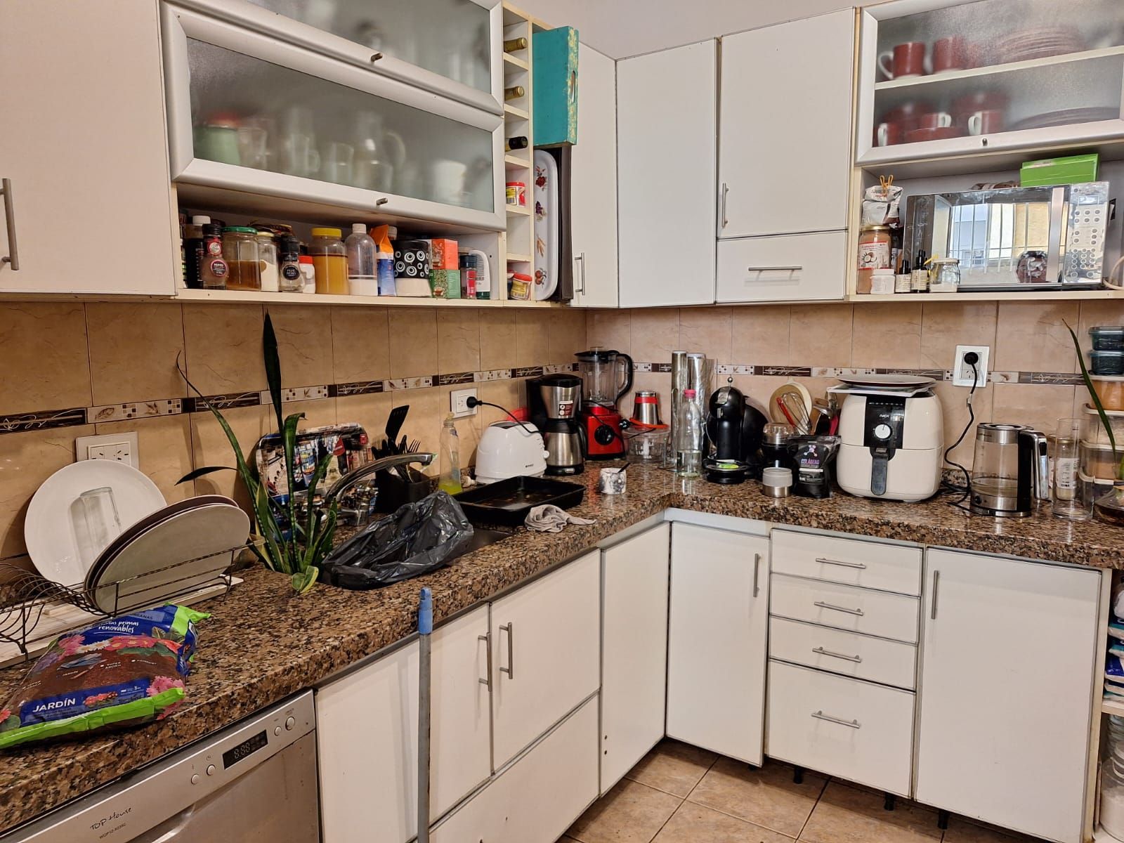 PISO DE 4 AMBIENTES FRENTE AL PARQUE, PRIMER PISO POR ESCALERA, 128 M2 TOTALES - 7