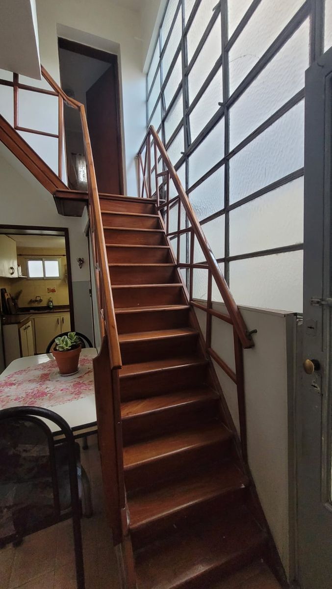 Venta PH 4 ambientes 1°piso por escalera al fondo - 8