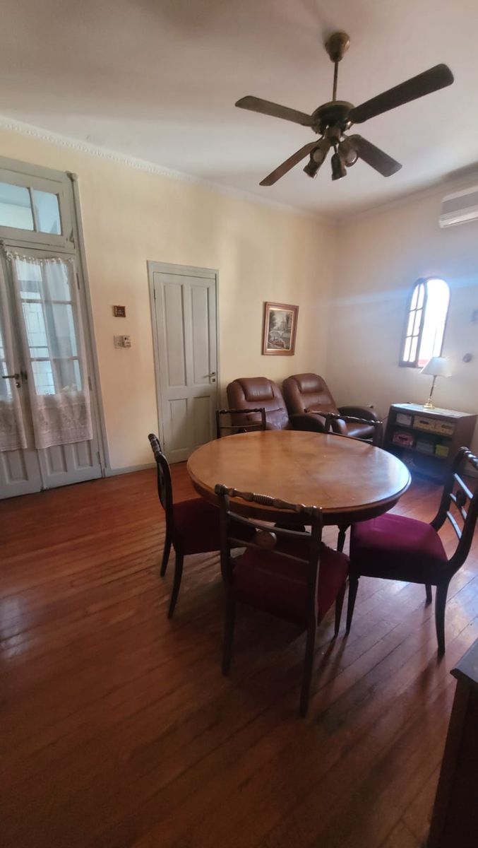 Venta PH 4 ambientes 1°piso por escalera al fondo - 12