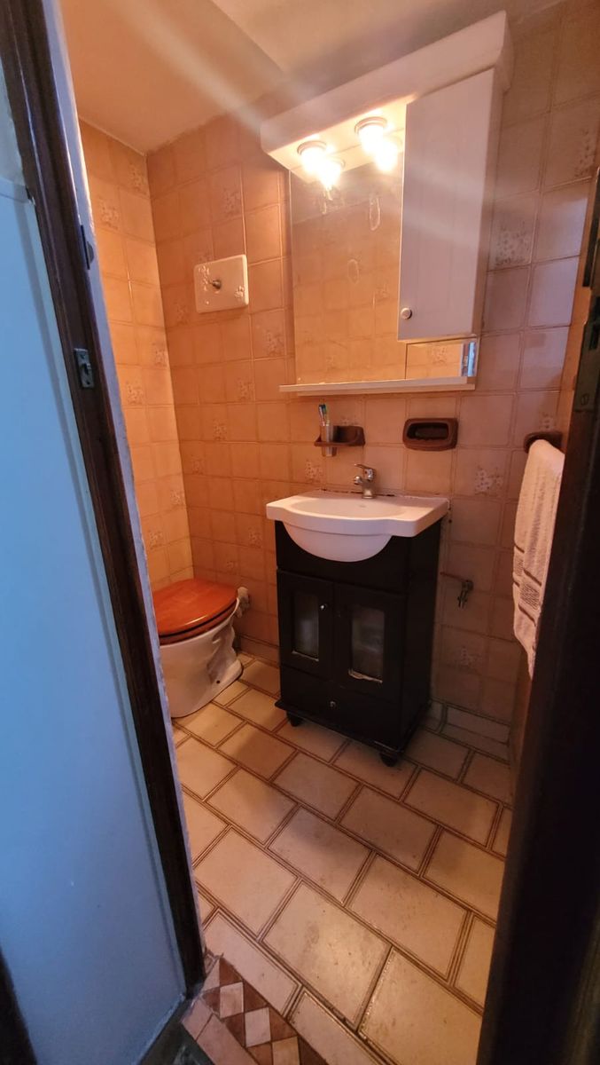 Venta PH 4 ambientes 1°piso por escalera al fondo - 13