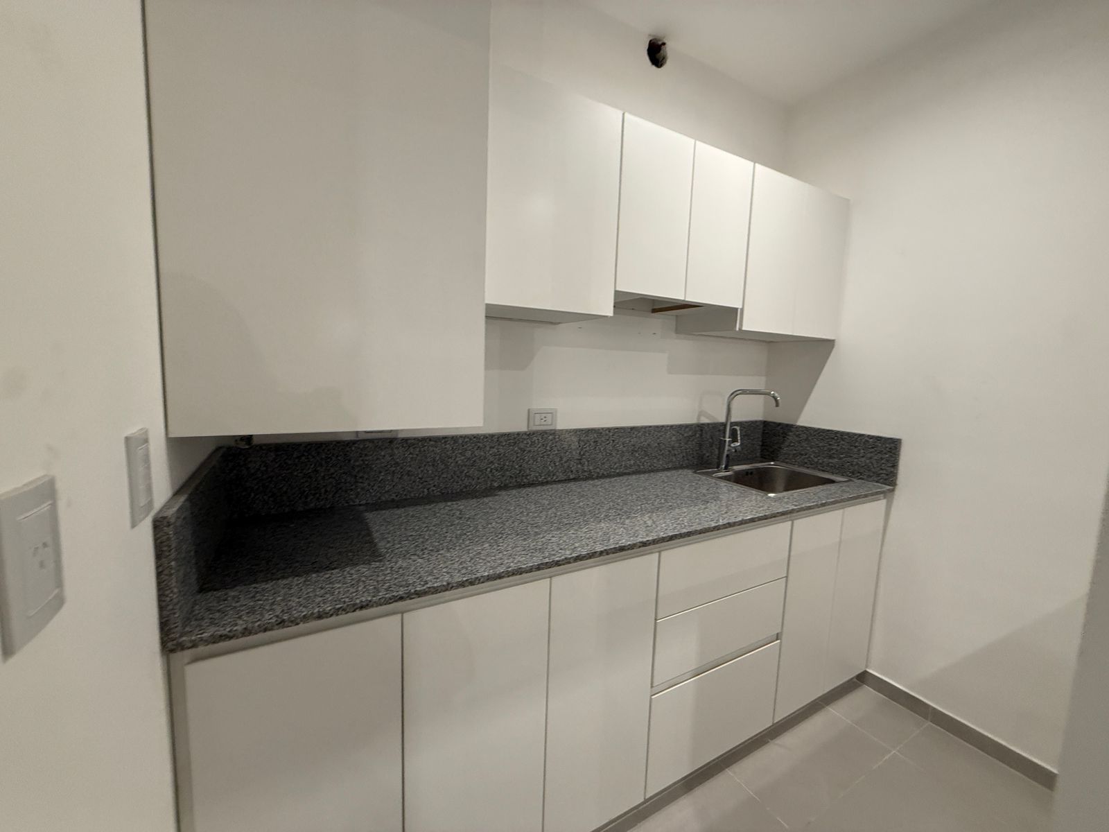 4 AMBIENTES EN BARRIO NAON - 5