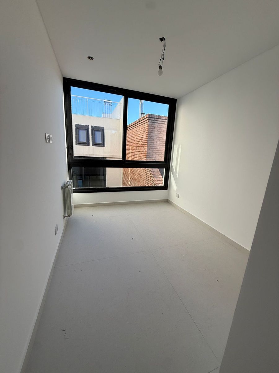 4 AMBIENTES EN BARRIO NAON - 19