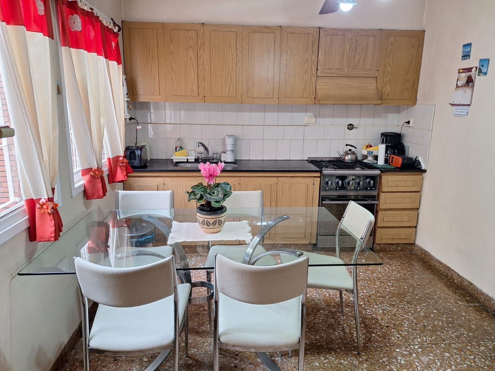 CASA PARA 2 FAMILIAS, 2 ENTRADAS INDIVIDUALES - 16