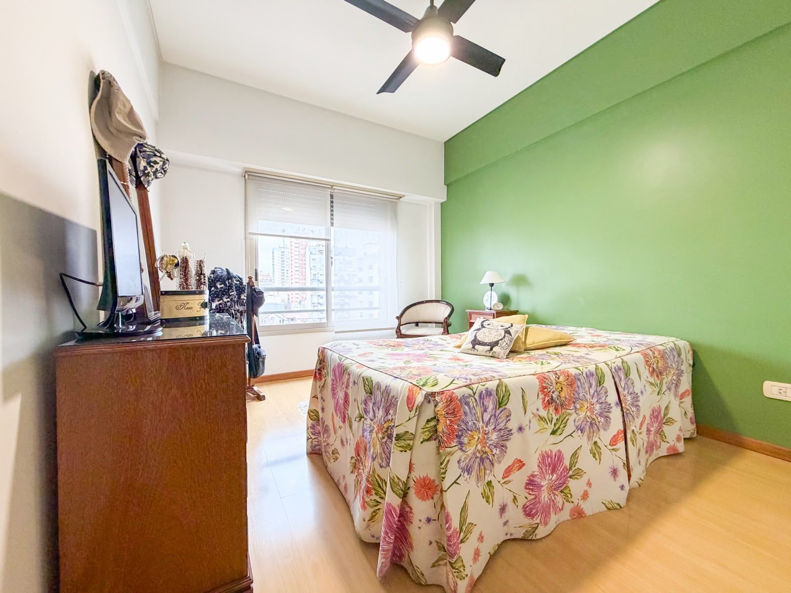 Venta de departamento 3 ambientes con cochera cubierta - 3