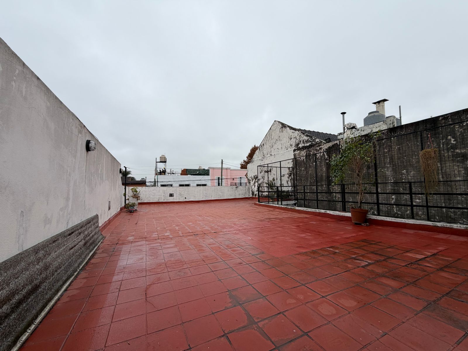 Venta de casa en Lote propio en Mataderos - 12