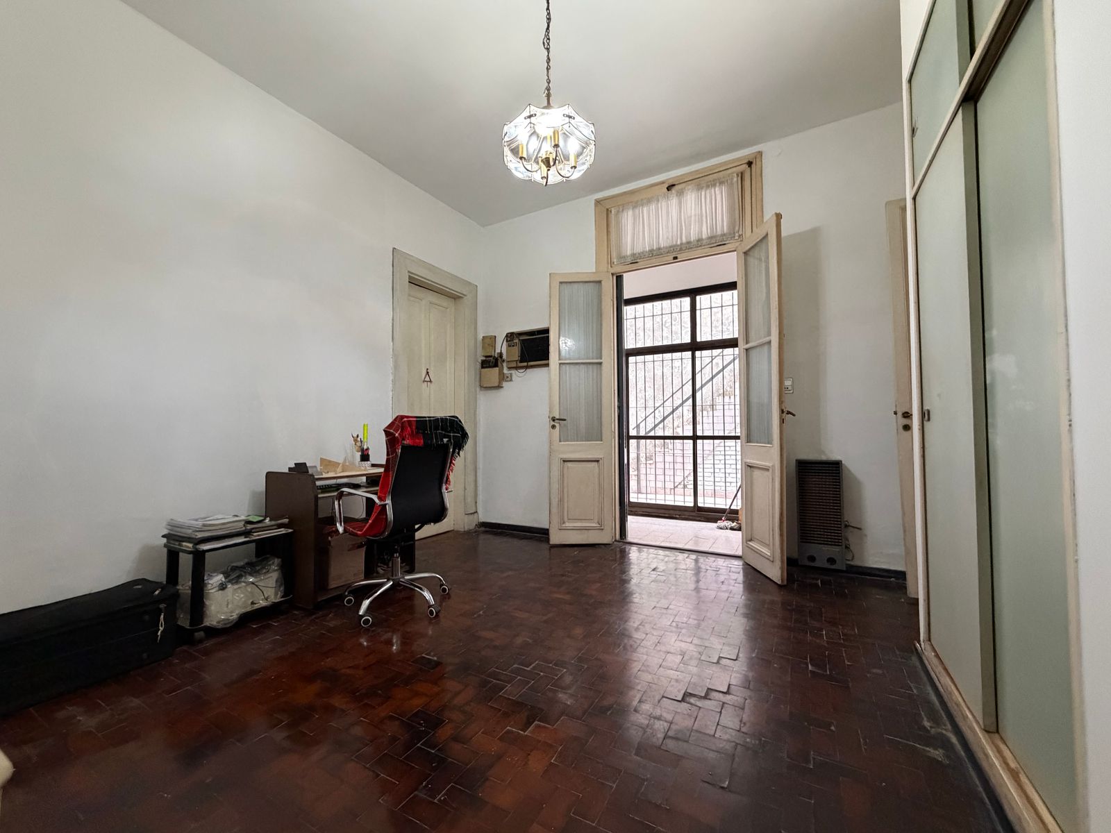 Venta de casa en Lote propio en Mataderos - 23