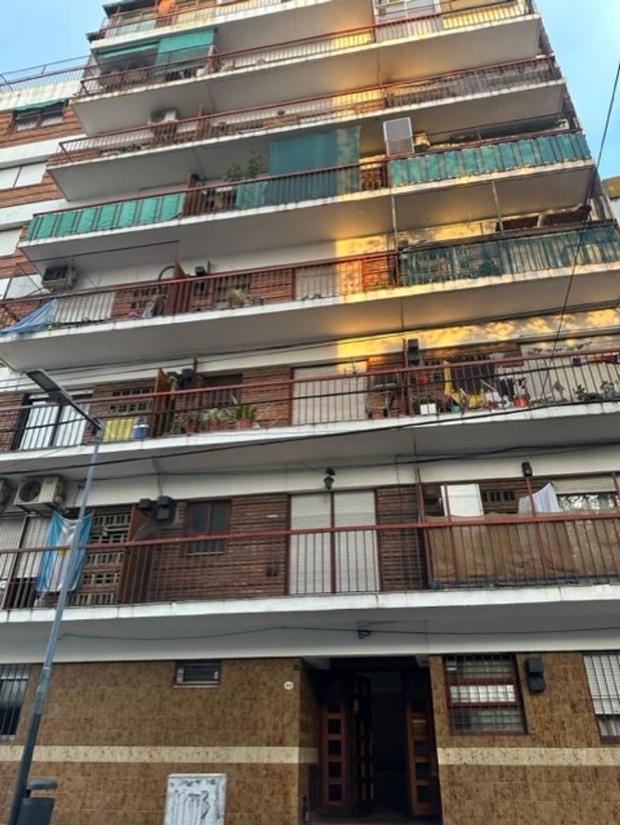 MONOAMBIENTE EN PLANTA BAJA , A LA CALLE — foto 10