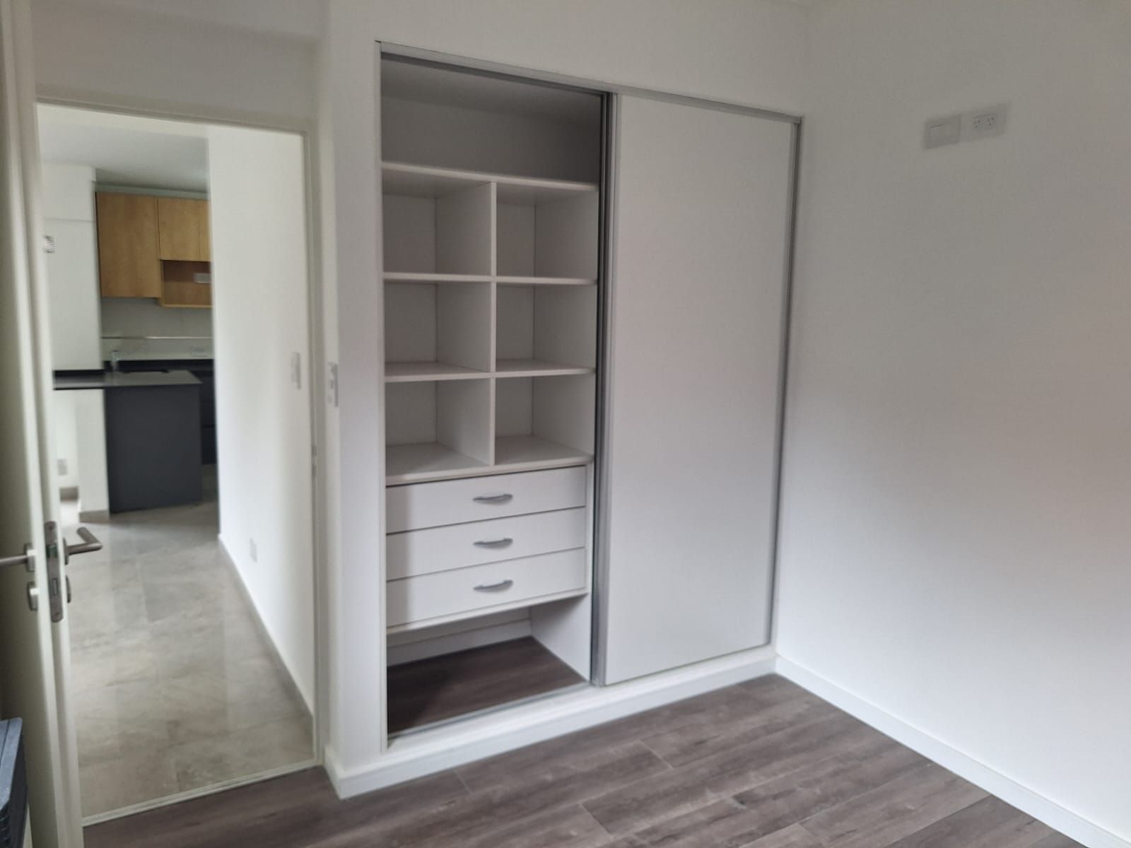 VENTA DEPARTAMENTO 2 AMB A ESTRENAR CON 2 PATIOS — foto 4