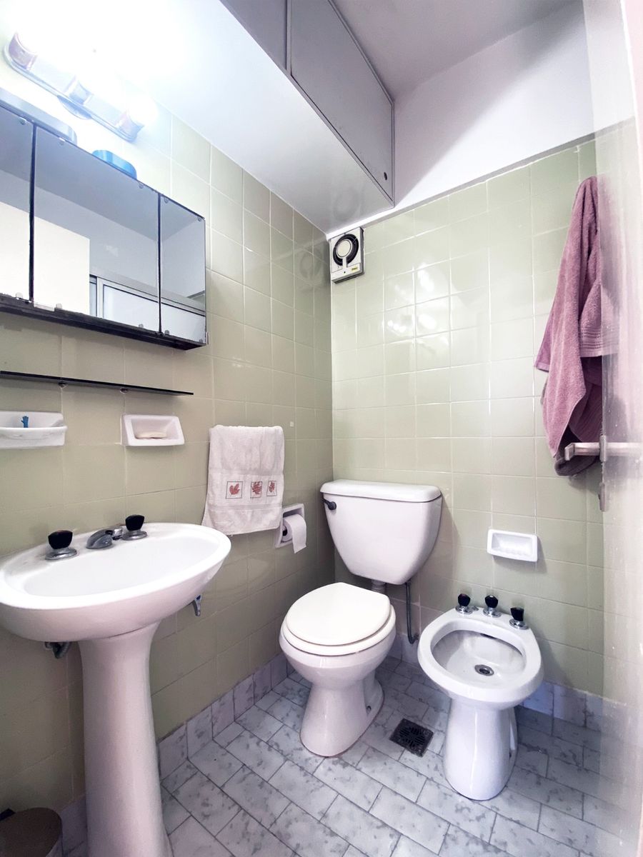 VENTA DEPARTAMENTO 3 AMB AL FRENTE CON COCHERA - 8
