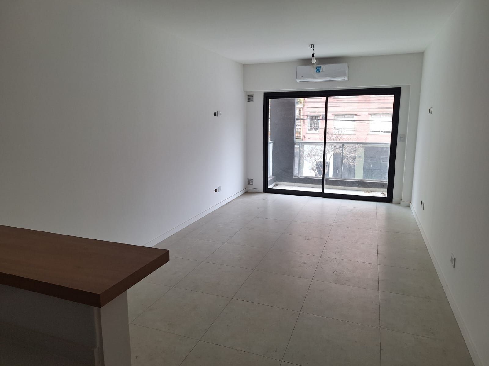DEPARTAMENTO 2 AMB AL FRENTE CON VISTA A PLAZA LOS ANDES - 5