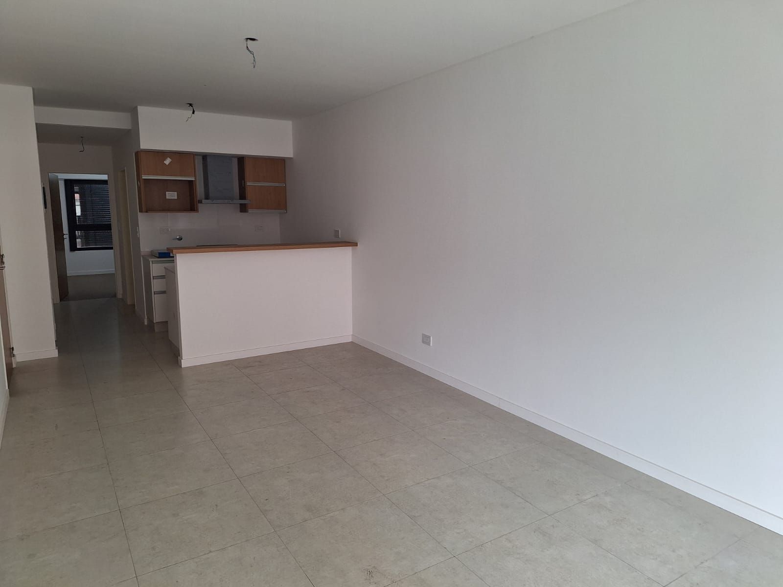 DEPARTAMENTO 2 AMB AL FRENTE CON VISTA A PLAZA LOS ANDES - 6