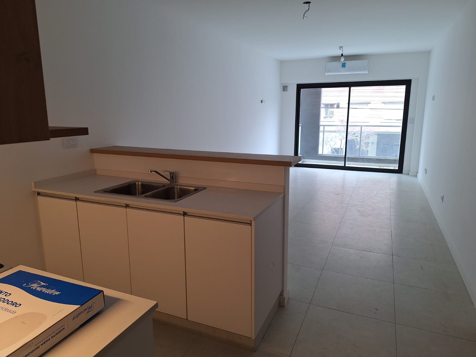 DEPARTAMENTO 2 AMB AL FRENTE CON VISTA A PLAZA LOS ANDES - 7