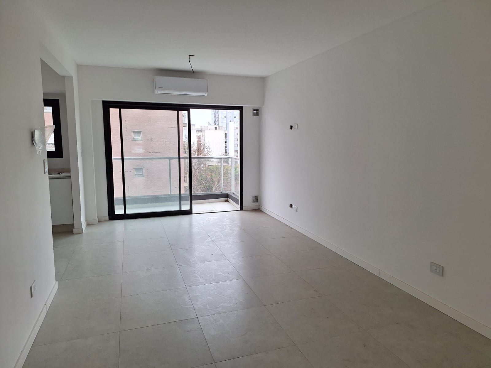 DEPARTAMENTO 2 AMB A ESTRENAR VISTA A PLAZA LOS ANDES - 8