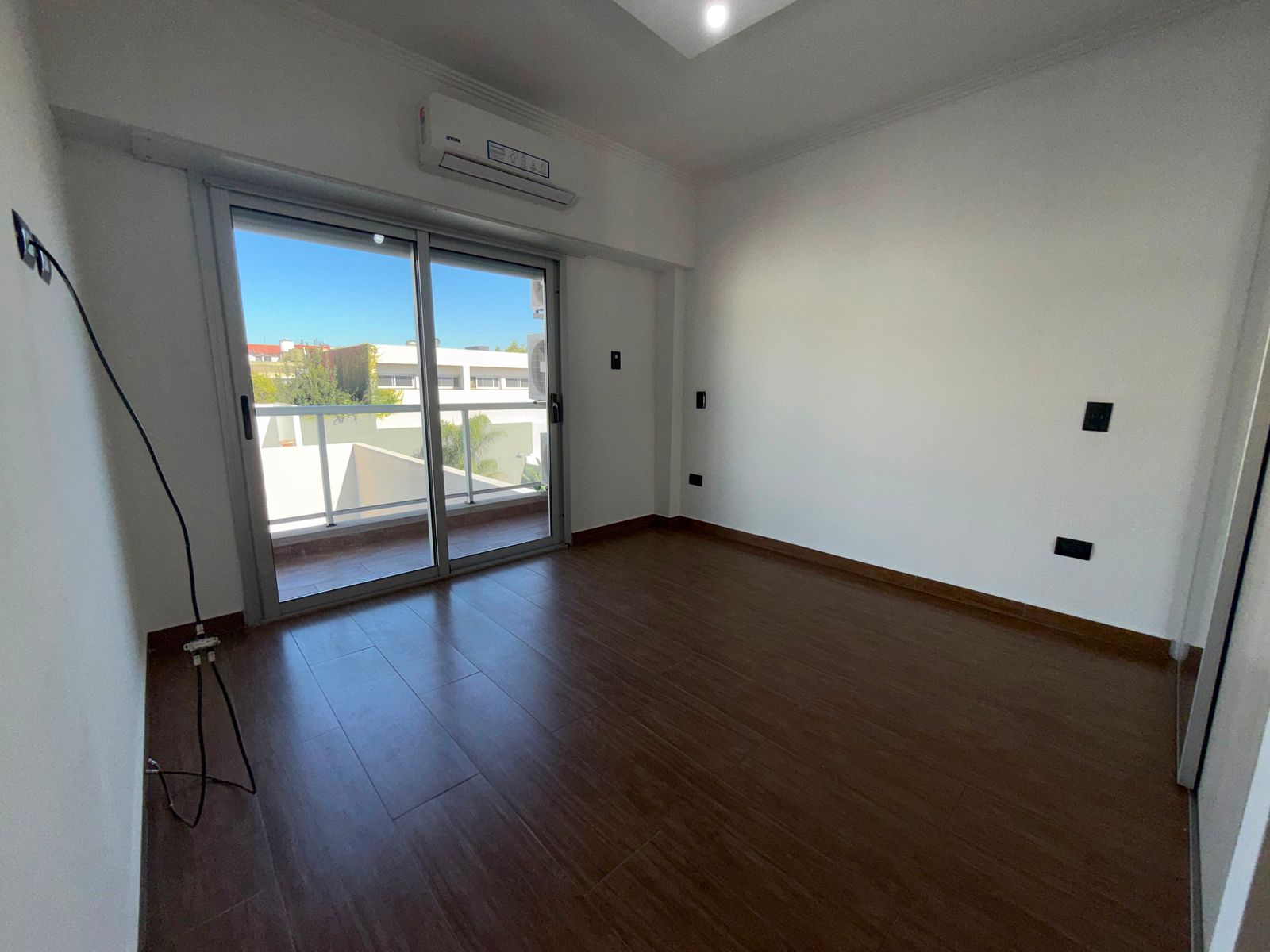 VENTA DEPARTAMENTO 4 AMB CONTRAFRENTE CON 2 COCHERAS - A ESTRENAR - 12