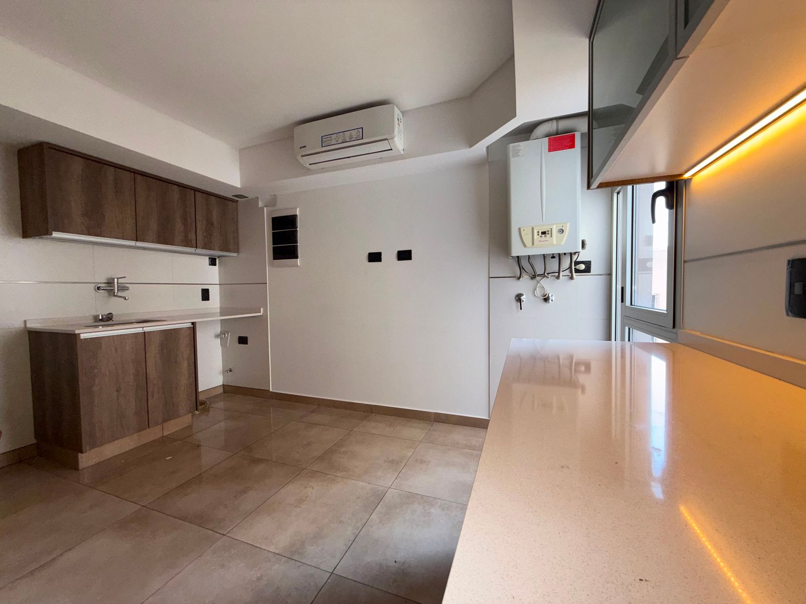 VENTA DEPARTAMENTO 4 AMB CONTRAFRENTE CON 2 COCHERAS - A ESTRENAR - 18