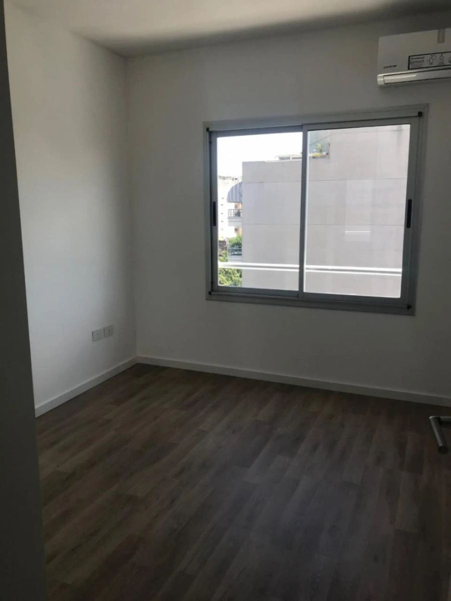SEMIPISO 2 AMB AL FRENTE CON BALCÓN , CERCANO AL BVAR DE AVDA LARRAZABAL - 11